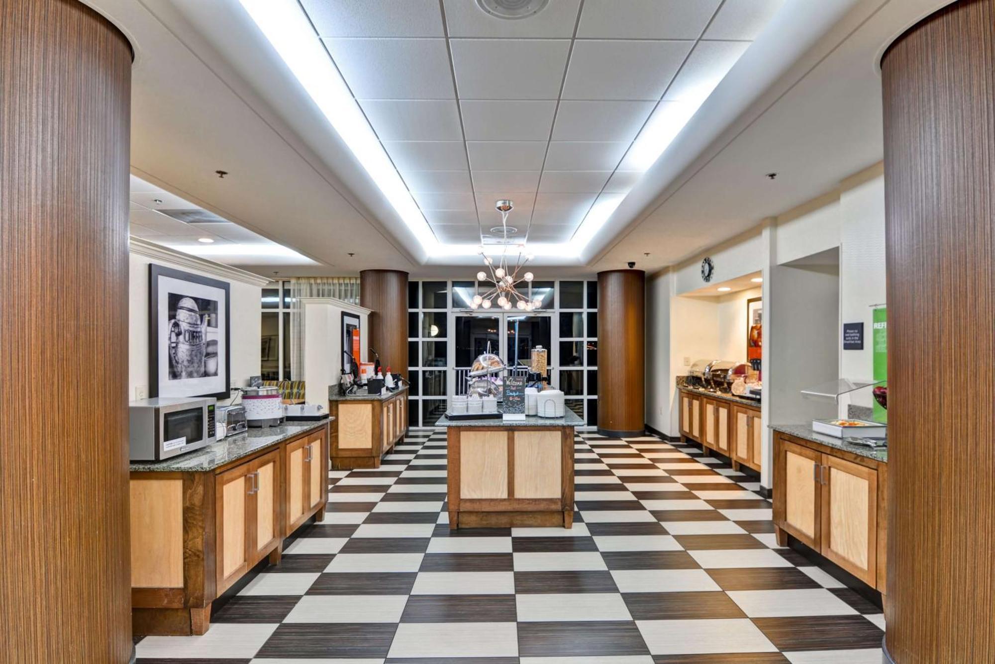 Hampton Mobile/east Bay Hotel